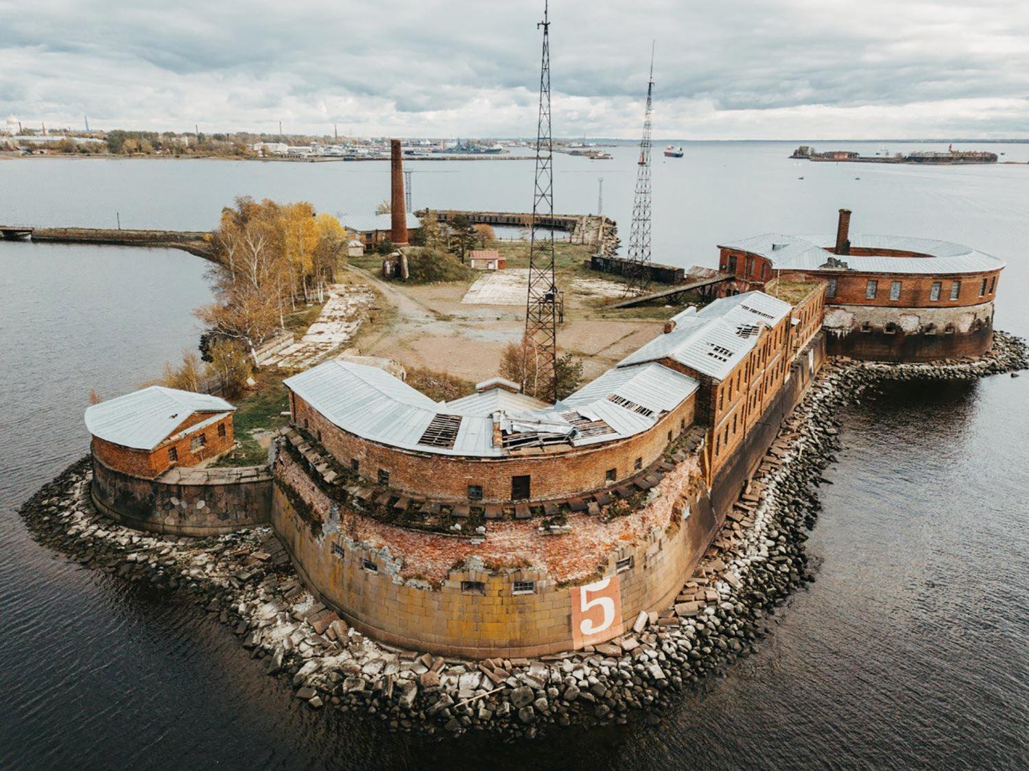 Fort санкт петербург
