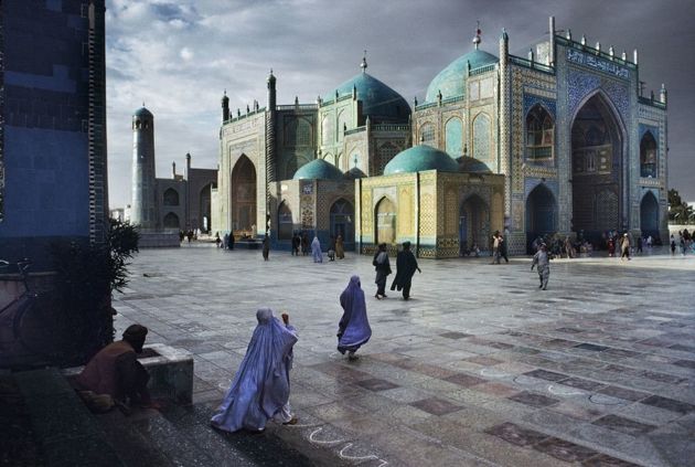 Afghanistan, 1992. Photo: Steve McCurry.