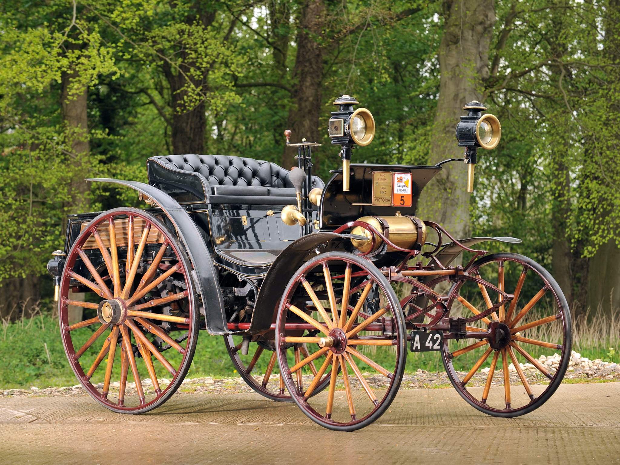 Пр 1 машина. Первый автомобиль Бенца Victoria 1893.