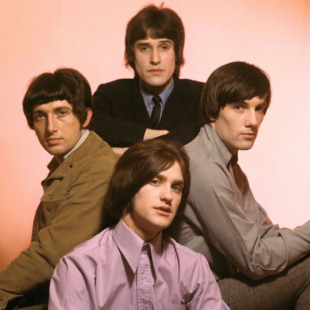 Популярная музыка 60. Группа the kinks. Группа the Beatles 1960. .Битлз группа Битлз. Группа kinks 1965.