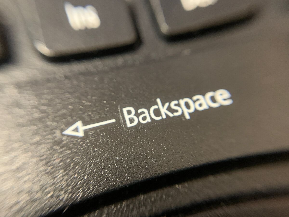 Кнопка бэкспейс. Backspace (клавиша). Клавиша ins. Клавиша Backspace используется.