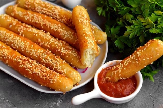 Вкусный ужин из 3 картошин и 1 яйца, рецепт нежных картофельных палочек