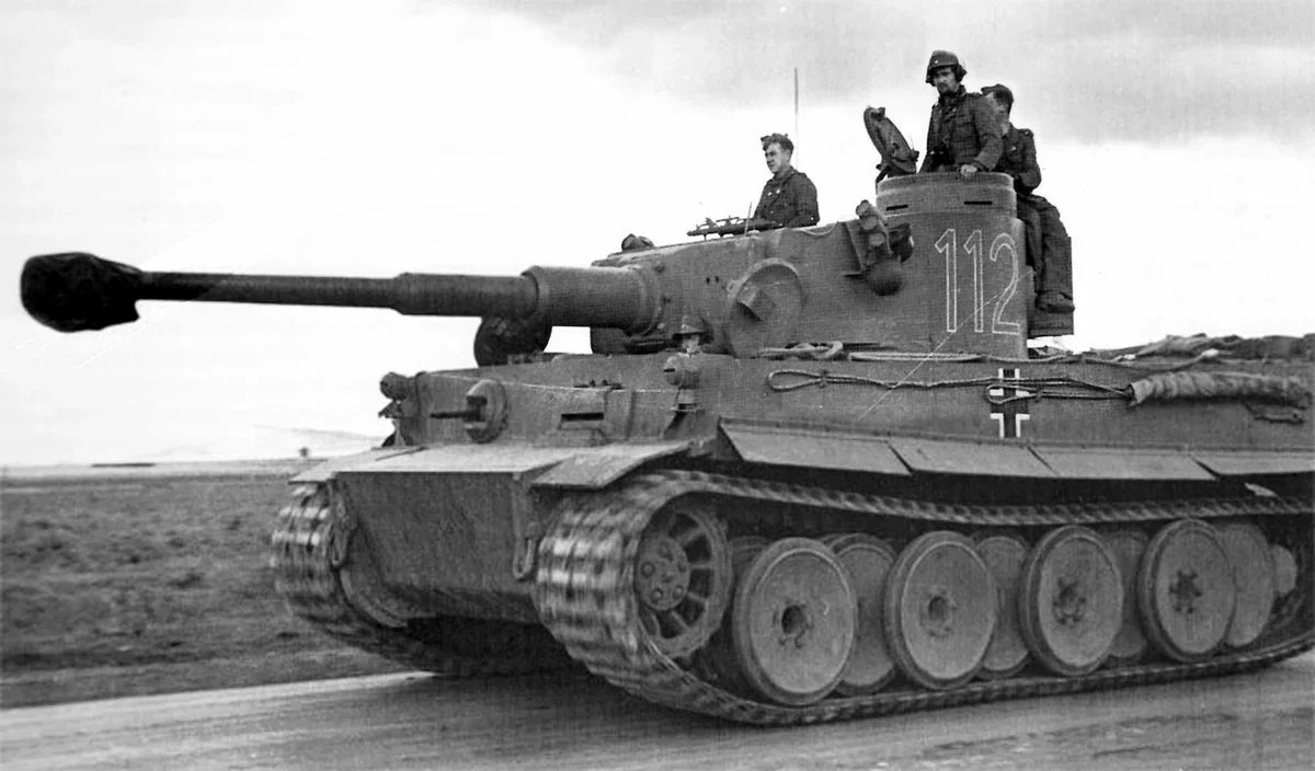 Немецкий тигр 1. PZ-vi тигр. Panzerkampfwagen vi Ausf.h — e, «тигр». Немецкий танк тигр в 1943. Танк PZ 6.