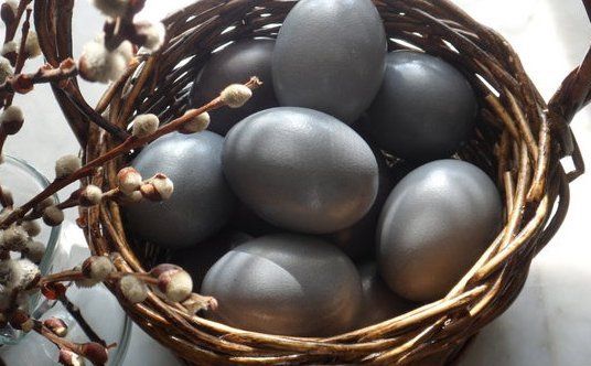 Зачем покупать пищевые красители для яиц, когда есть 9 естественных красителей помимо лука? Секреты стариков