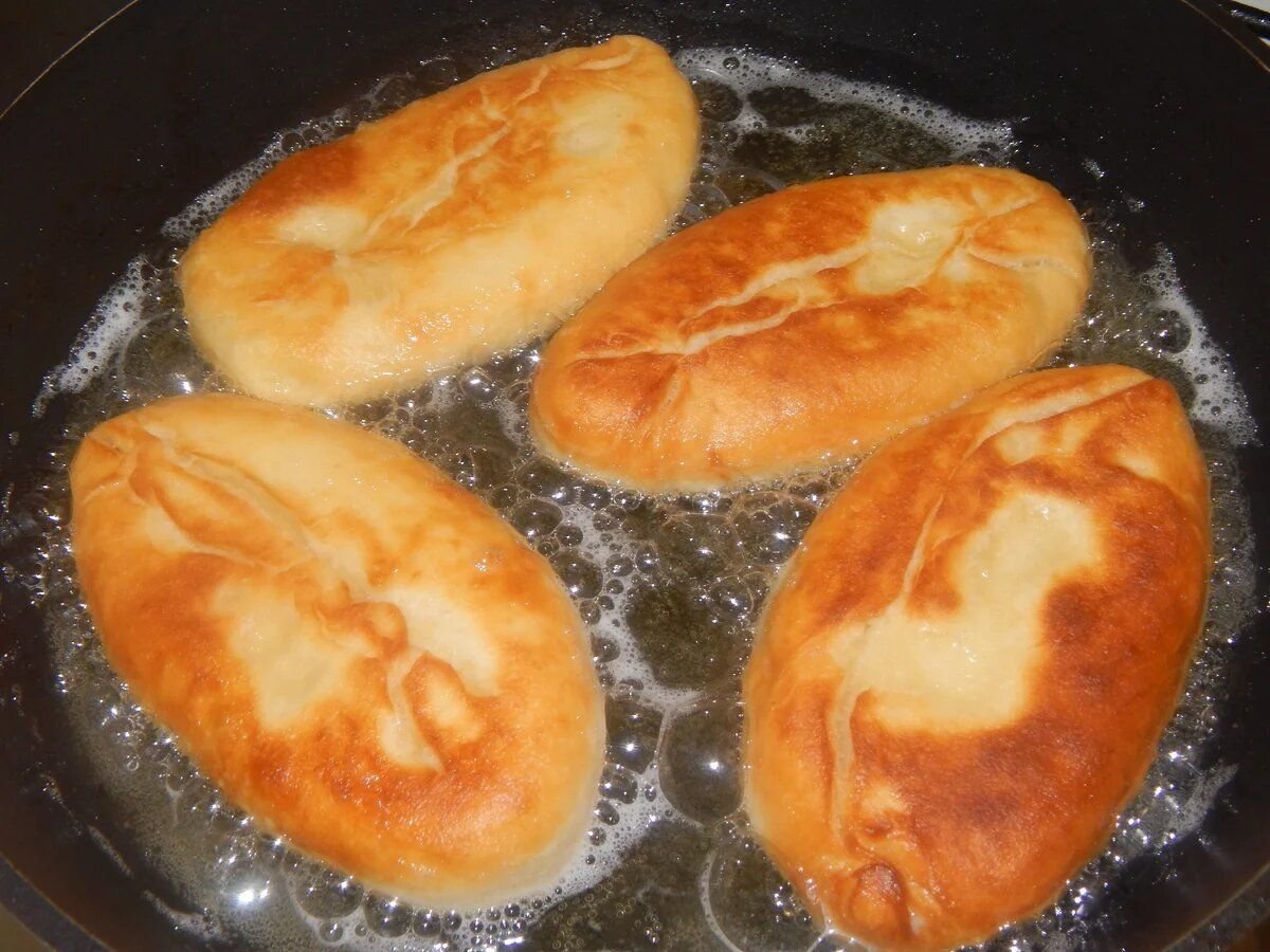 Тесто на пирожки жареные на соде