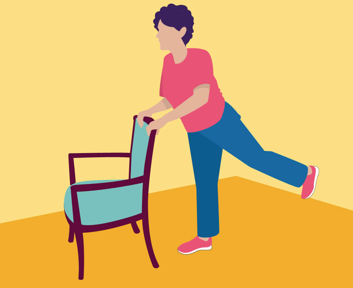 Соскочить со стула. Зарядка на стуле для пожилых. Упражнения на стуле. ЛФК на стуле для пожилых. Гимнастика со стульями для пожилых людей.
