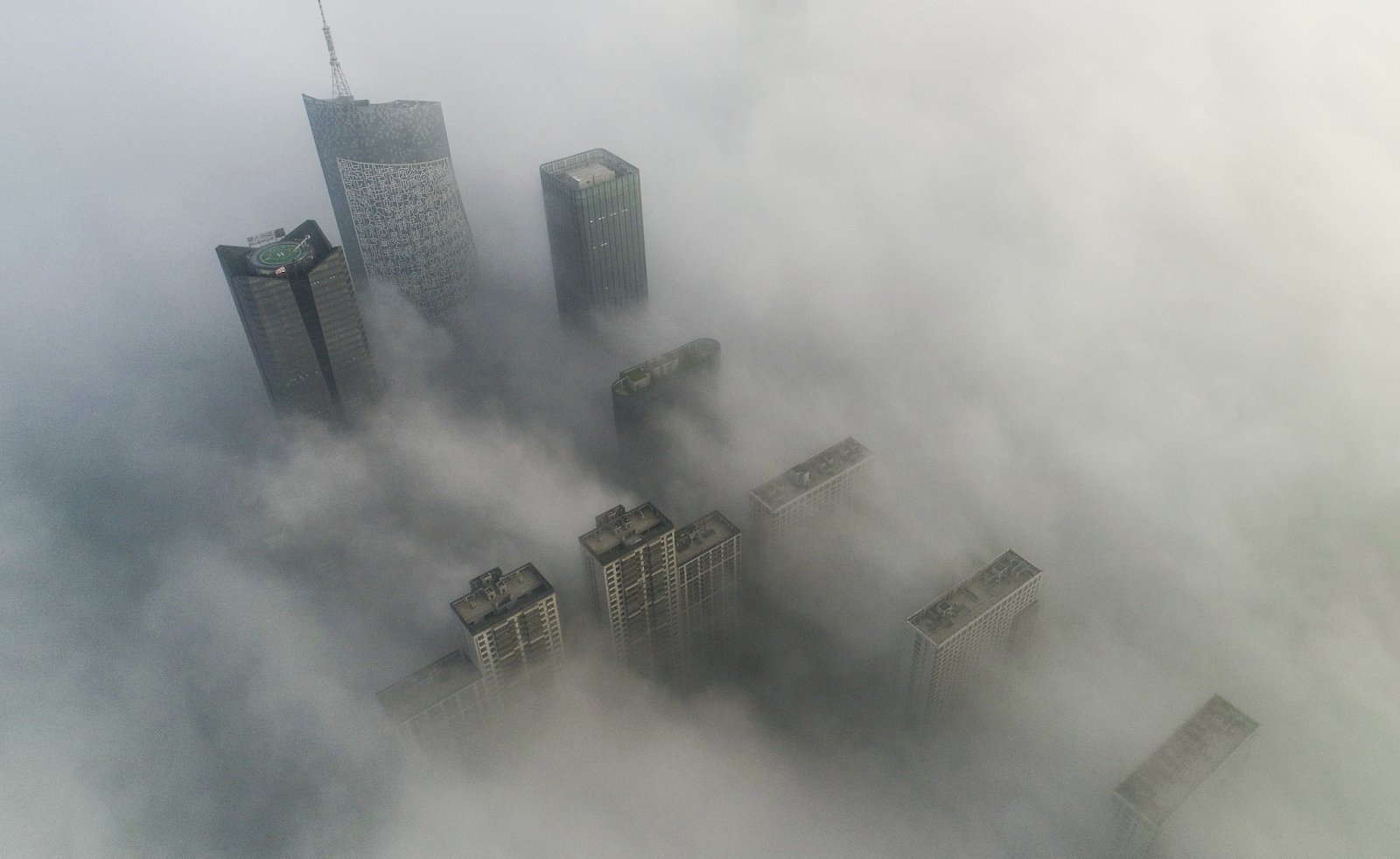 Организация смог год. Шанхай смог. Смог над городом Китай. Смог туман. Китай туман.
