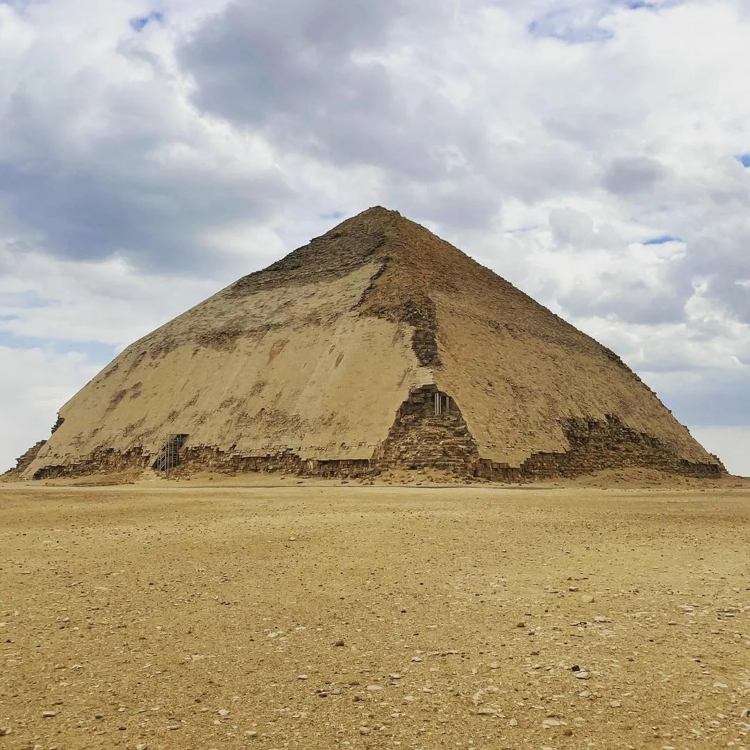 Ломаная пирамида. Снофру. Allthemoduim Ancient Pyramid.