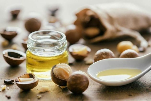 Масло ореха кукуи: 8 потрясающих преимуществ для кожи и волос