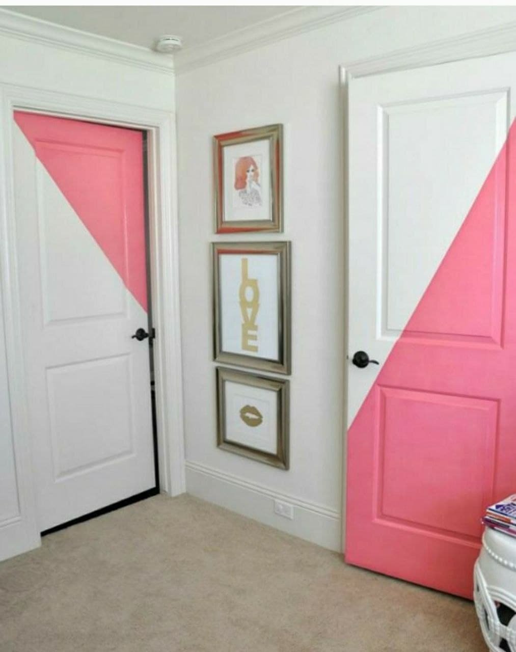 Как красиво покрасить дверь. Крашеные двери. Покрасить дверь межкомнатную. Перекраска дверей. Декор двери.