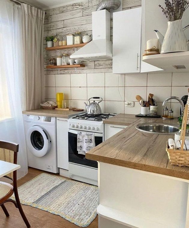 Маленькая кухня в типовой квартире. Светлый и уютный интерьер со стиральной машиной на площади всего 6 кв.м!