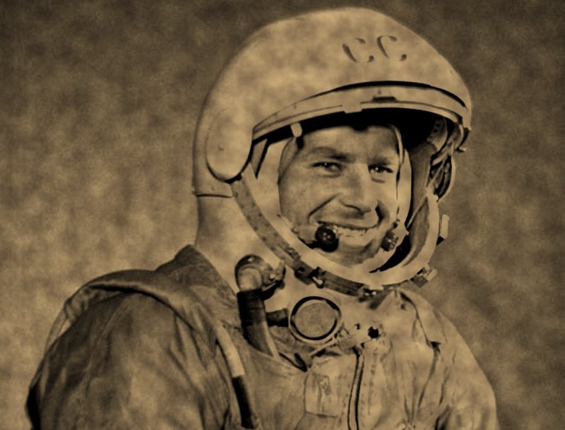 Первый человек совершивший полет в космос. Титов космонавт.