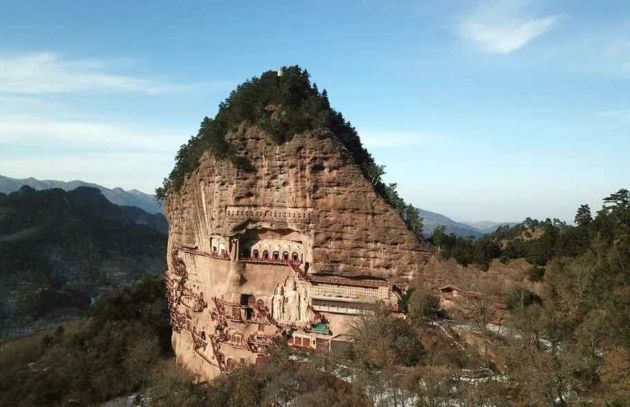 Пещеры Майцзишань: огромный человеческий муравейник в Китае