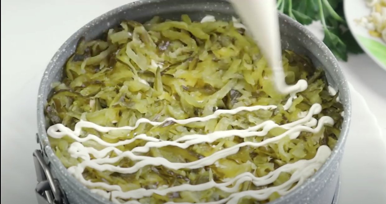 Селедка под "Новой шубой": интересный рецепт новогоднего салата для тех, кому надоел традиционный вариант