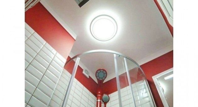 Ванная яркого красного цвета. Ужасный дизайн или стильное решение?