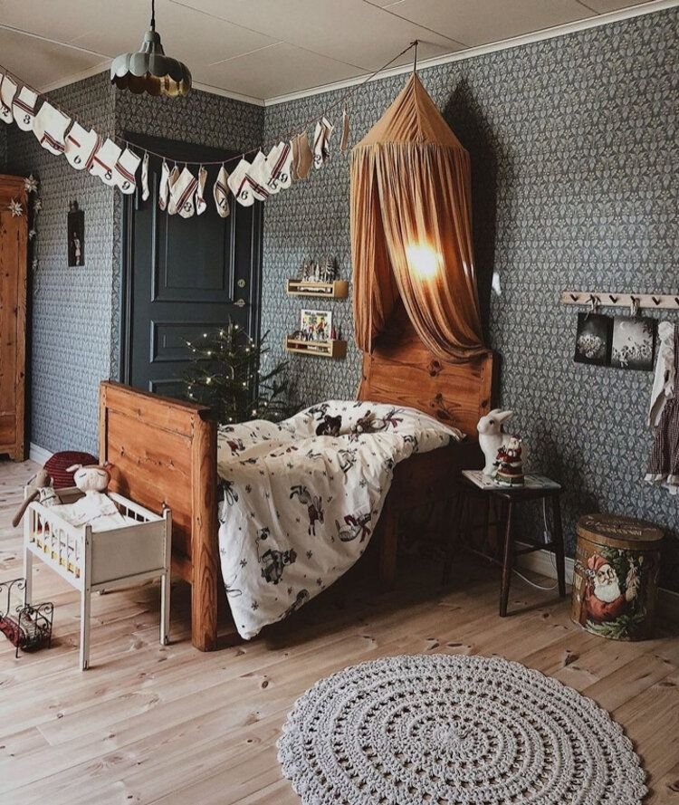 Уютный шведский зимний дом: уютная земляная гамма цвета, милые детали, камины, подбор гаммы и мебели в наших магазинах. Причины моей любви к старым домам