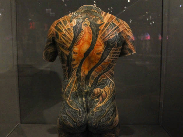 Жуткая коллекция человеческой татуированной кожи. Необычное увлечение Фукуси Масаити