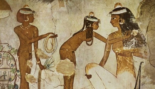 Депиляция в древности: как раньше женщины боролись с волосами на теле