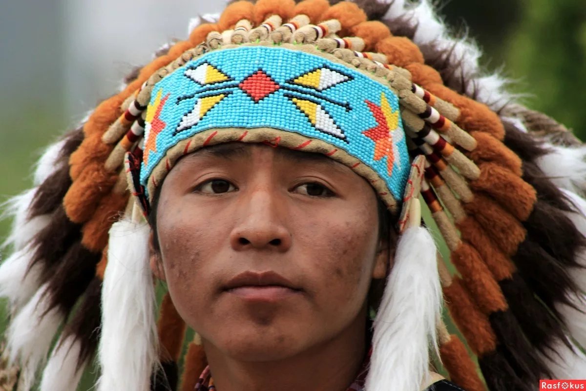 Индейцы какой год. Монголоидная раса индейцы. Коренные индейцы Северной Америки. Индейская раса (америнды). Американоидная раса раса.