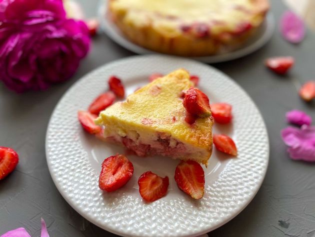 Время летних пирогов: 5 рецептов выпечки с ягодами, фруктами и щавелем