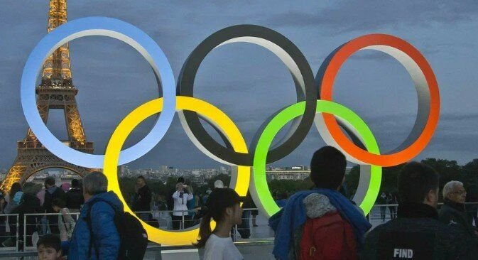 Поедут ли спортсмены на олимпиаду в париж. Олимпийские игры в Париже 2024. Флаг Олимпийских игр.