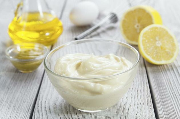 Сметана и лимон: быстрая и эффективная маска, которая за 15 минут делает кожу ухоженной