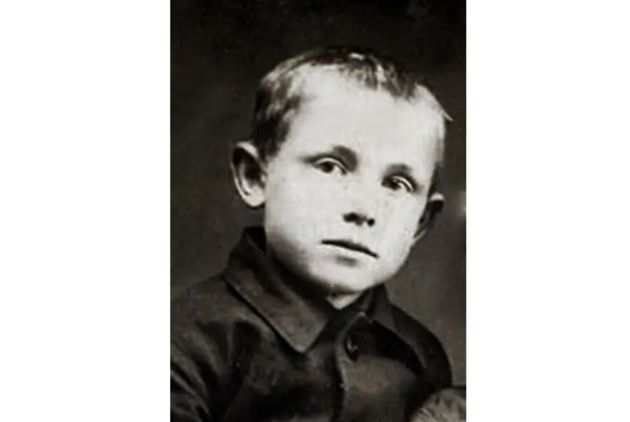 Тест - сможете узнать всех советских актеров по фото с детства?