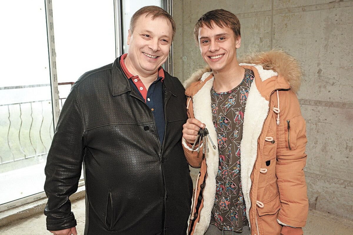 Андрей Разин и старший сын Илья