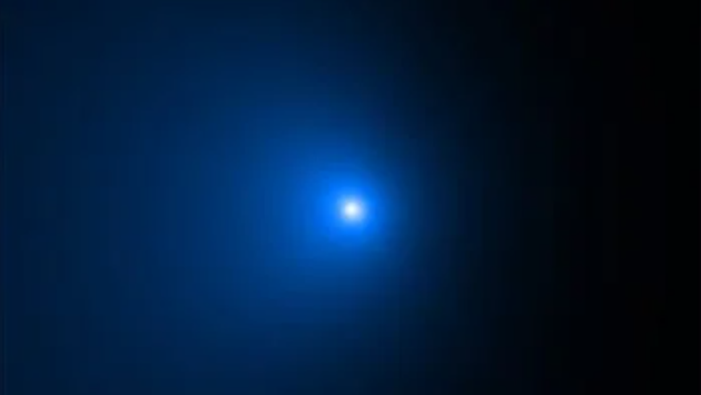 Наблюдение с высоким разрешением далекой кометы C/2014 UN271 (Бернардинелли-Бернштейн) с использованием космического телескопа Хаббла 8 января 2022 года.