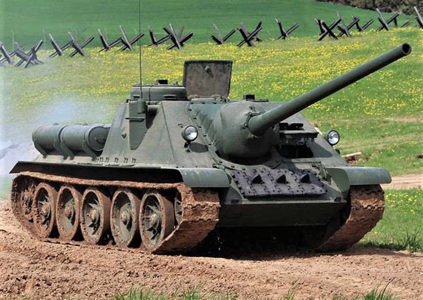 Самоходная артиллерийская установка времен великой отечественной. САУ Су-100. Танк Су 100. Самоходка Су-100. Су 100 с пушкой 122 мм.