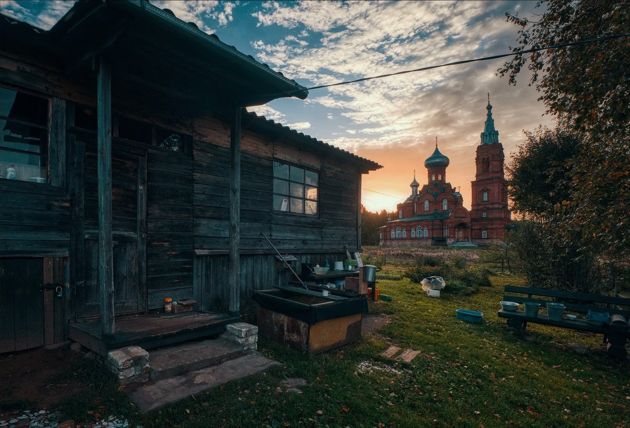 Это не покажут по телевизору: исчезающие деревни в России